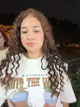 lana_rousse01 现场XXX聊天