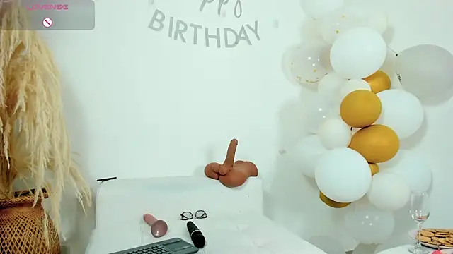 Noami_Rose 现场XXX聊天