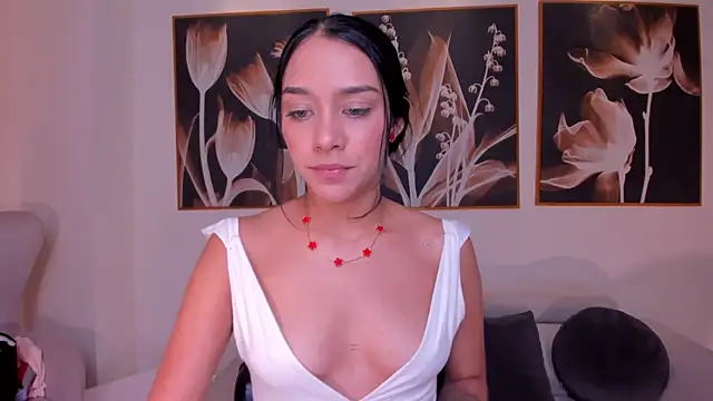 AmaliaCrus' Live XXX Chat