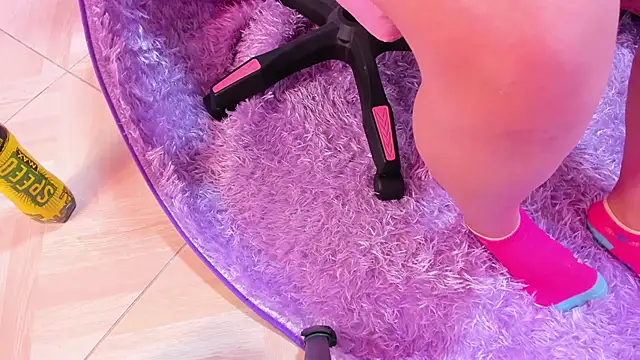 mia_naugthy4 即時 XXX 聊天