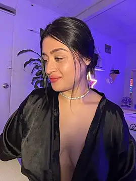 lucianaroy's Live XXX Chat