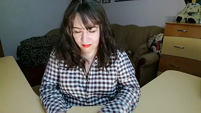 Lucretia_Goldi_'s Live XXX Chat