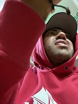 JuanZapata33's Webcam Show