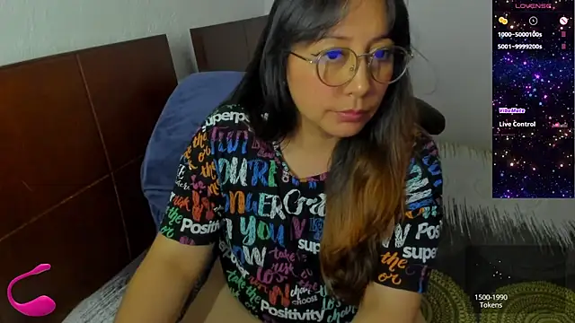 Chat +18 de ella_harry ao vivo