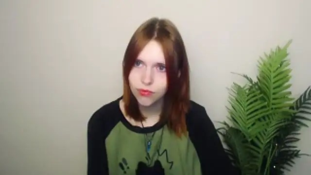 GuessMe___のライブXXXチャット