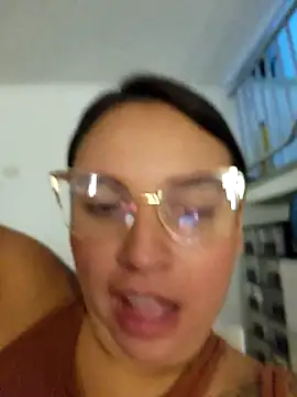 Chat XXX ao vivo de LizzRouse