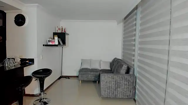 dereckgreen: онлайн-секс-чат