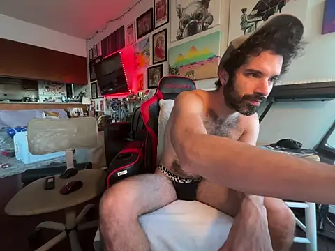 Pupscritch: онлайн-секс-чат