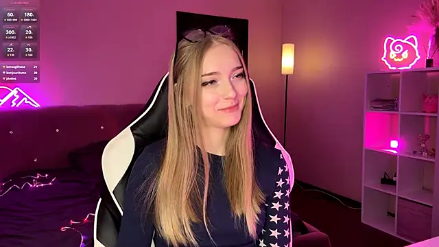 EvaPeace's Webcam Show