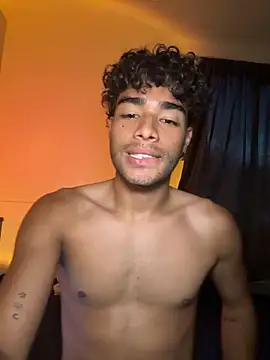 Pertunjukan Kamera Web its_alejandro27