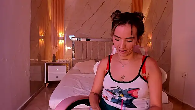 Chatroom XXX en direct de your_whore_Salome