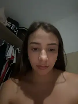 Chat XXX en directo de Hall_16