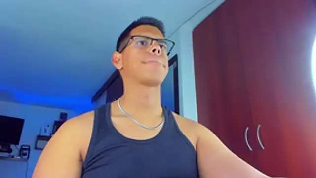 _John_Boy_: онлайн-секс-чат