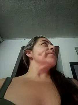 Pokazy przed kamerką – maynor_1998