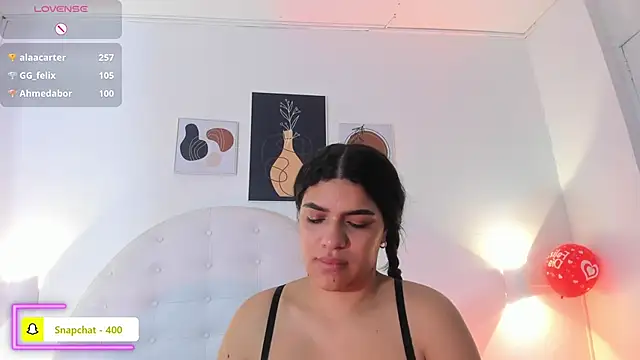 Chat +18 de Umarani_ ao vivo