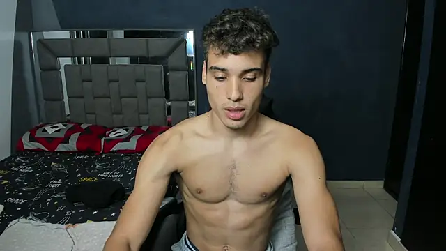 Chatroom XXX en direct de Babylin77