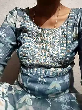 Gautami-telugu's Live XXX Chat