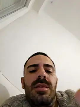 Chatroom XXX en direct de charlye_inkkkk