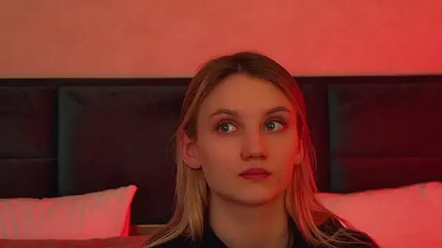 XXX chat uživo modela StacyEvances