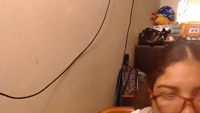 madelene's Live XXX Chat