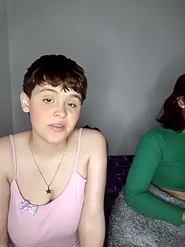 nucitaa-14's Live XXX Chat