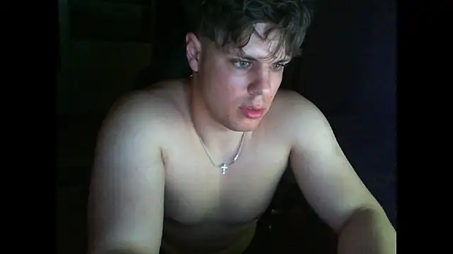 Chatroom XXX en direct de GymGuy0505