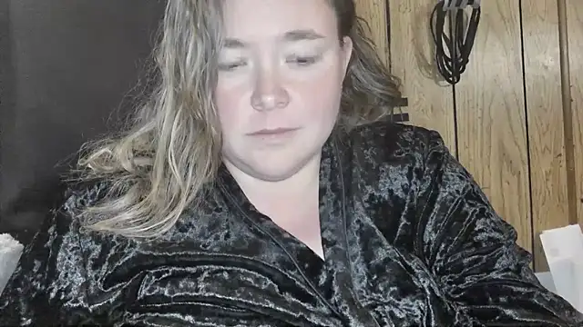 ladylynn13's Live XXX Chat