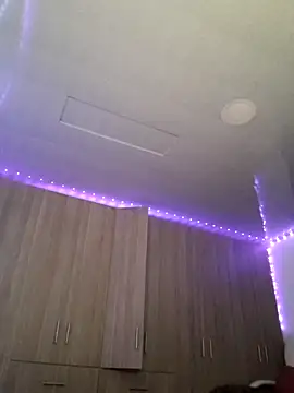 Kimi_Moon's Live XXX Chat