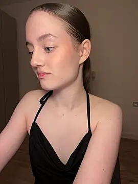 แชท XXX สดของ malyshhka