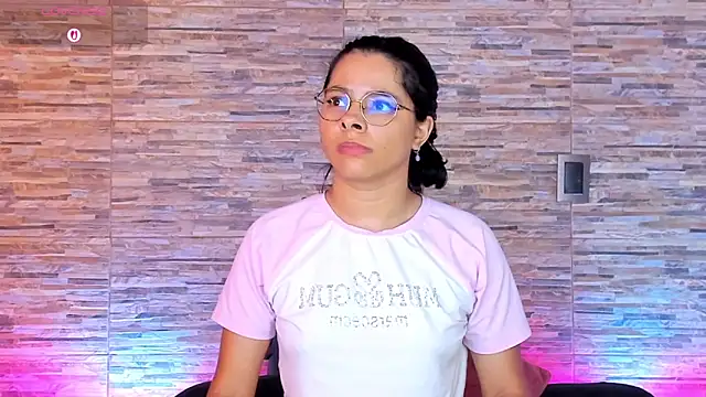 nath_redrex Adlı Modelin Canlı XXX Sohbeti