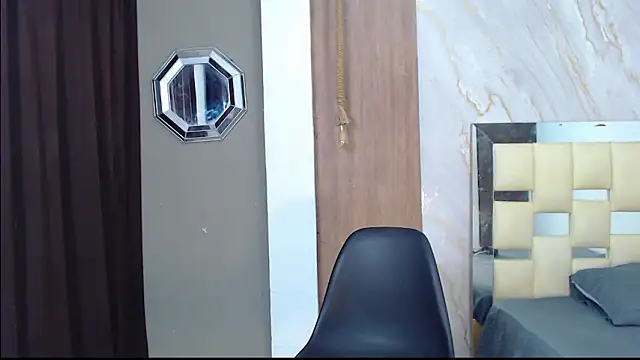 XXX chat uživo modela Harry_jhonsson