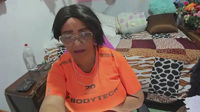 Mrs_mommy_ Live XXX-Chat