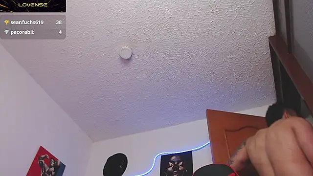 XXX chat uživo modela hank_fuller01