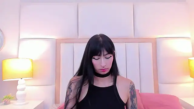 LaylaaDoll élő XXX-chatje