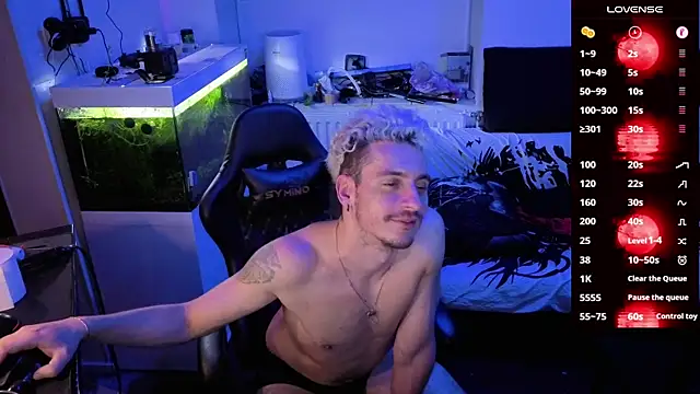 XXX chat uživo modela Rayzel_White