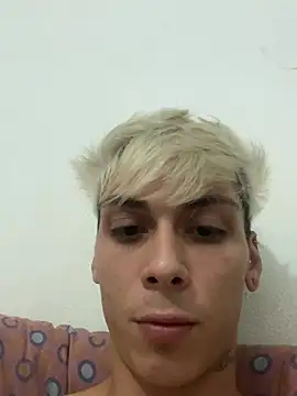 Babyfacenik's Webcam Show