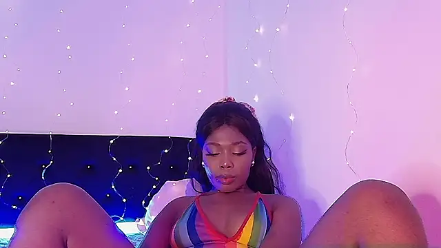 Lunaruiz: онлайн-секс-чат