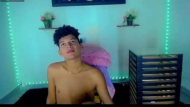 XXX chat uživo modela Sebastian_-D