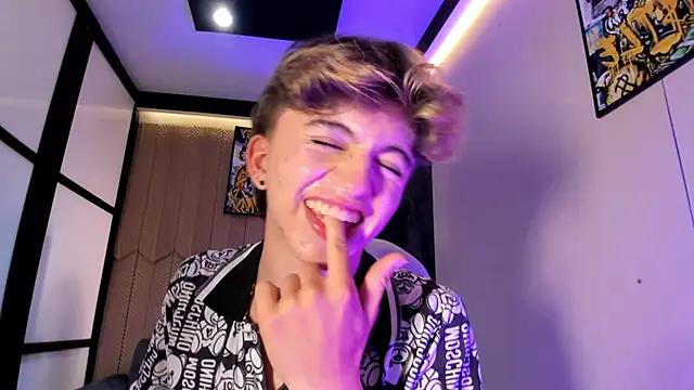 XXX chat uživo modela ManuelPiper_