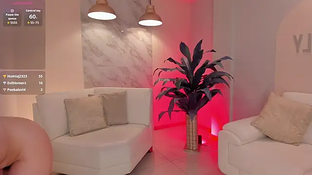 MorganHicks 即  時 XXX 聊天