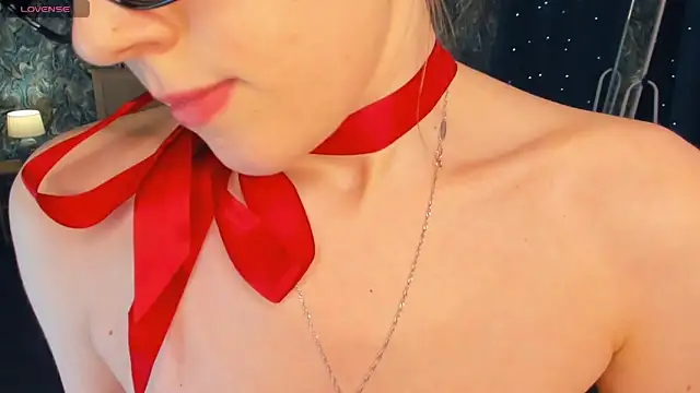 XXX chat uživo modela OdellaFrake