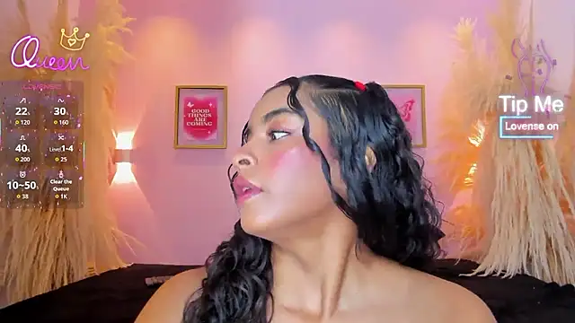 SunnyGilmoreeのライブXXXチャット