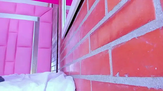 Chat +18 de Baby_doll_XOXO ao vivo