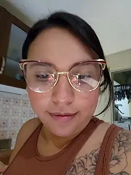 LizzRouse Chat XXX in diretta