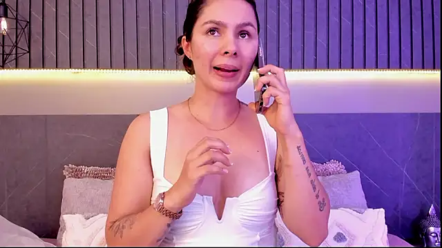 SofiaG_n Live XXX chat