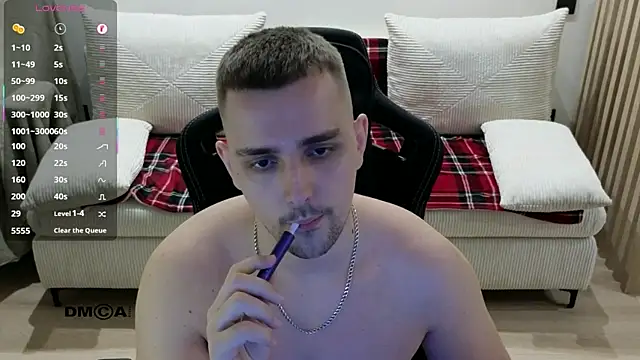 عرض كام Larstar01