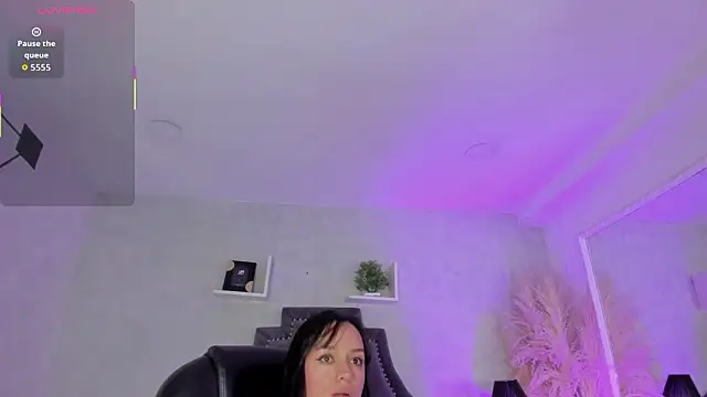 دردشة EmiliaRose_ الجنسية المباشرة