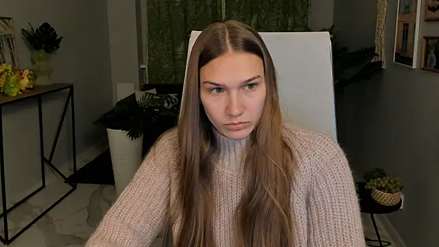 Chat +18 de Sweet_Emilya ao vivo