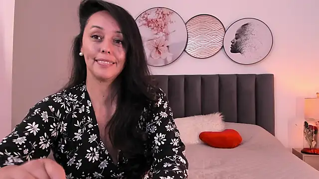 Chat +18 de SaharaGarcia__ ao vivo