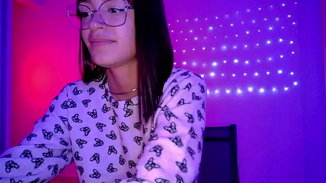 Chat +18 de nina_kink ao vivo